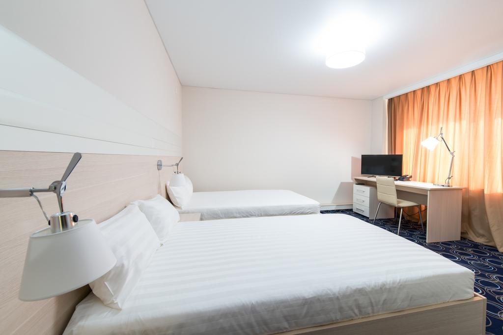 Apart Hotel 92/2 Karagandy Eksteriør billede
