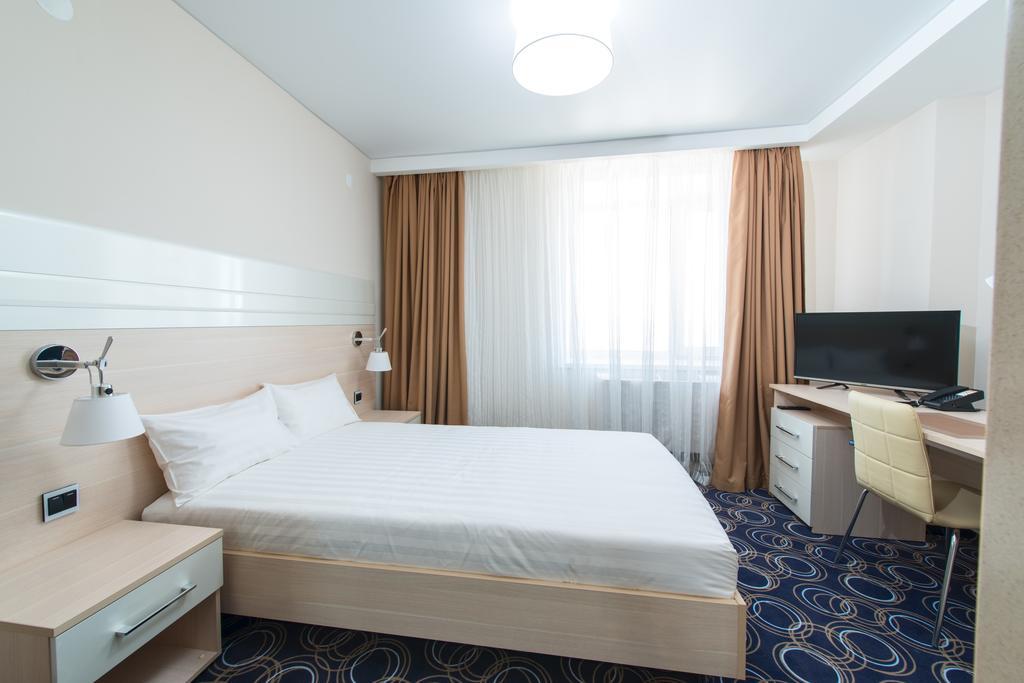 Apart Hotel 92/2 Karagandy Eksteriør billede