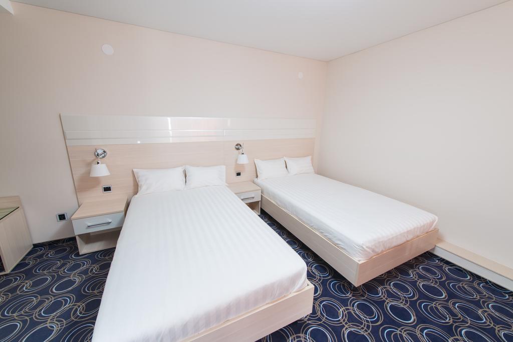 Apart Hotel 92/2 Karagandy Eksteriør billede